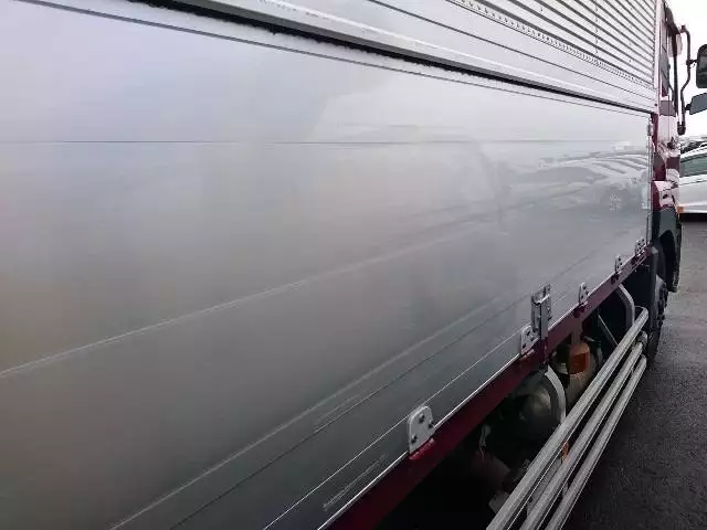 平成22年07月中古大型日産UDUDトラックスの画像24