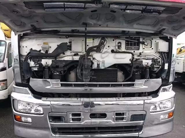 平成22年07月中古大型日産UDUDトラックスの画像30