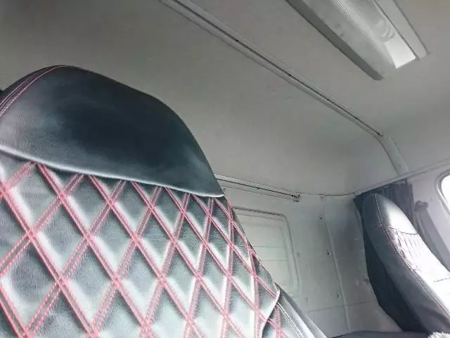 平成22年07月中古大型日産UDUDトラックスの画像40