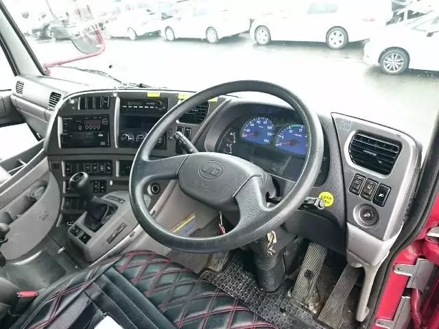 平成22年07月中古大型日産UDUDトラックスの画像5