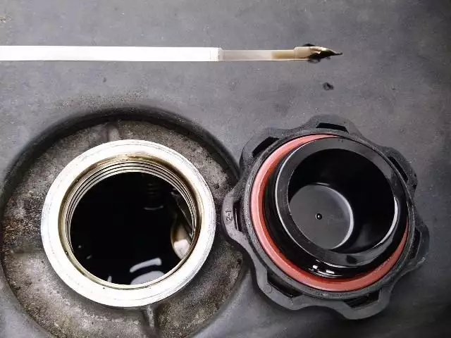 平成22年07月中古大型日産UDUDトラックスの画像7