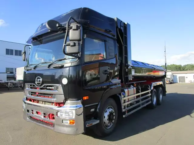 平成26年03月中古大型日産UDクオンの画像1