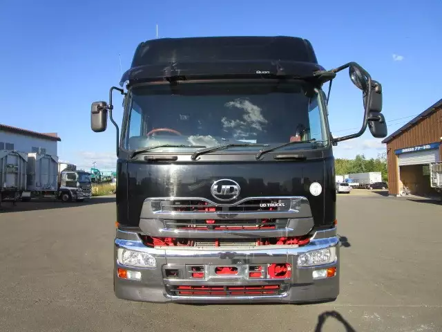 平成26年03月中古大型日産UDクオンの画像2