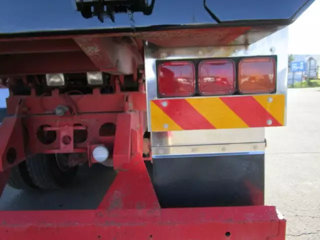 平成26年03月中古大型日産UDクオンの画像15