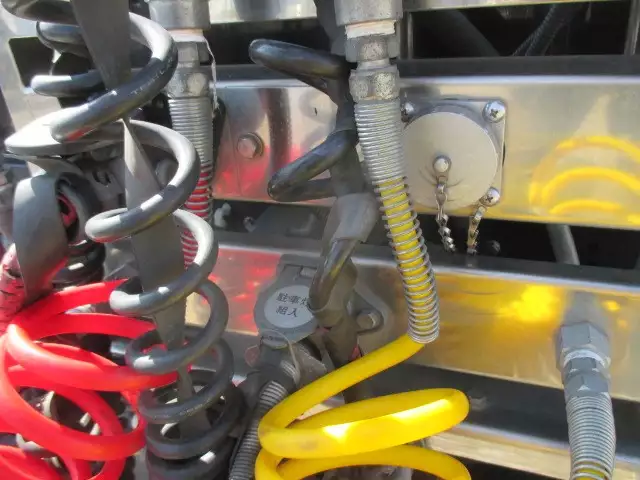 平成28年09月中古大型トラクタヘッド三菱ふそう三菱の画像17