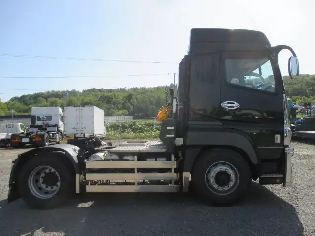 平成28年09月中古大型トラクタヘッド三菱ふそう三菱の画像4