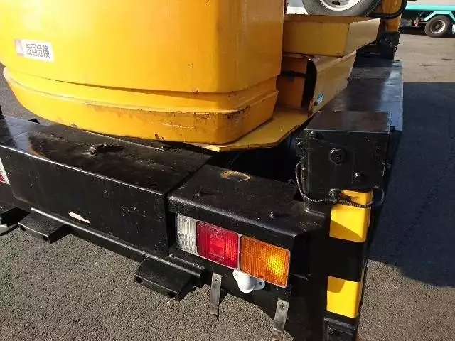 平成17年08月中古小型三菱ふそう三菱の画像24