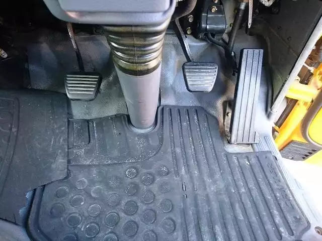 平成17年08月中古小型三菱ふそう三菱の画像41