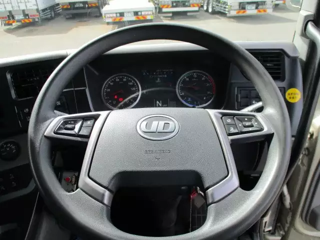 平成30年12月中古大型日産UDクオンの画像34