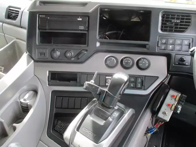 平成30年12月中古大型日産UDクオンの画像40