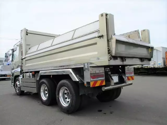 平成30年12月中古大型日産UDクオンの画像7