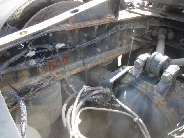 平成28年12月中古大型トラクタヘッド日産UDクオンの画像13