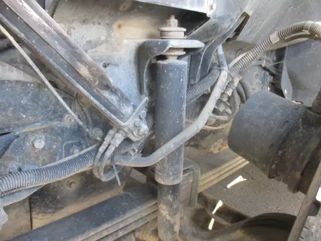 平成28年12月中古大型トラクタヘッド日産UDクオンの画像21