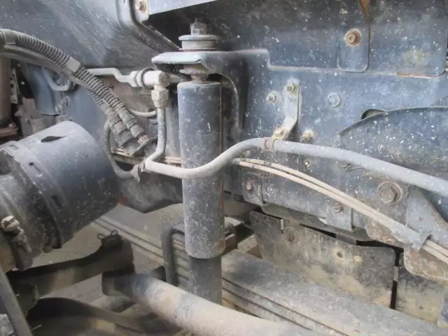 平成28年12月中古大型トラクタヘッド日産UDクオンの画像22