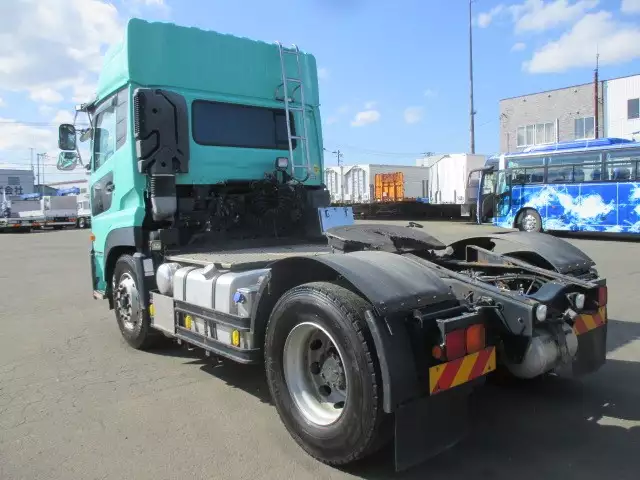 平成28年12月中古大型トラクタヘッド日産UDクオンの画像7