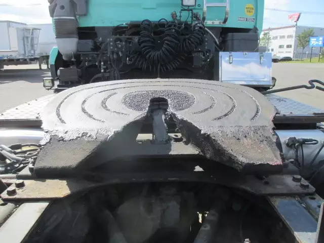 平成28年12月中古大型トラクタヘッド日産UDクオンの画像10