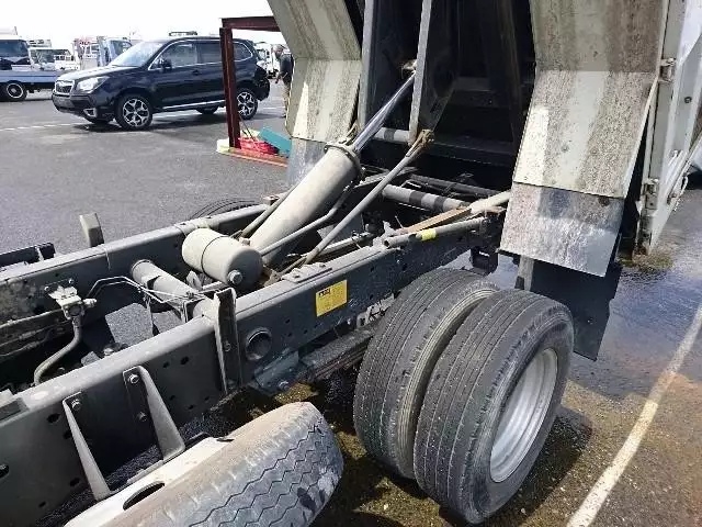 平成27年01月中古中型いすゞいすゞの画像15