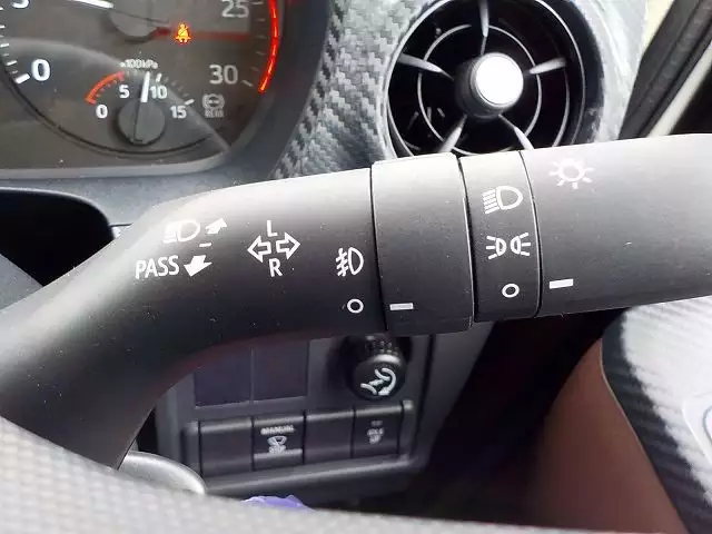 平成30年01月中古大型平ボディ日野日野の画像35