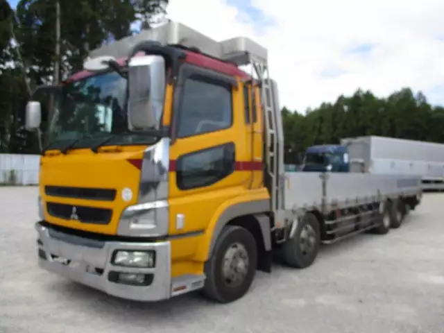 平成21年10月中古大型三菱ふそうスーパーグレートの画像1