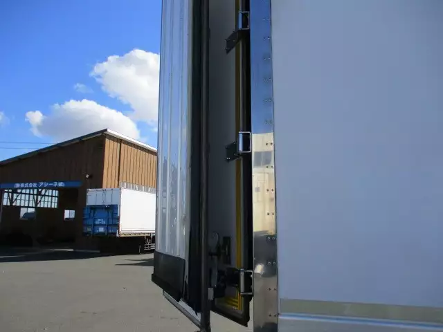 平成19年07月中古増トン冷凍バン・ウィング日野日野の画像31