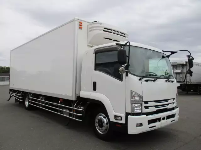 令和01年/平成31年02月中古増トン冷凍バン・ウィングいすゞフォワードの画像3