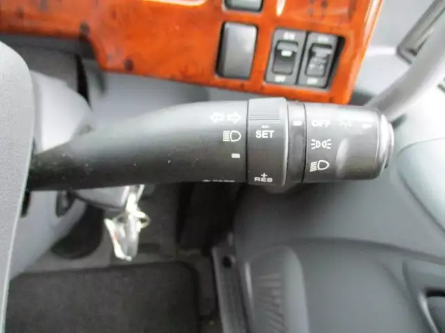 令和01年/平成31年02月中古増トン冷凍バン・ウィングいすゞフォワードの画像36