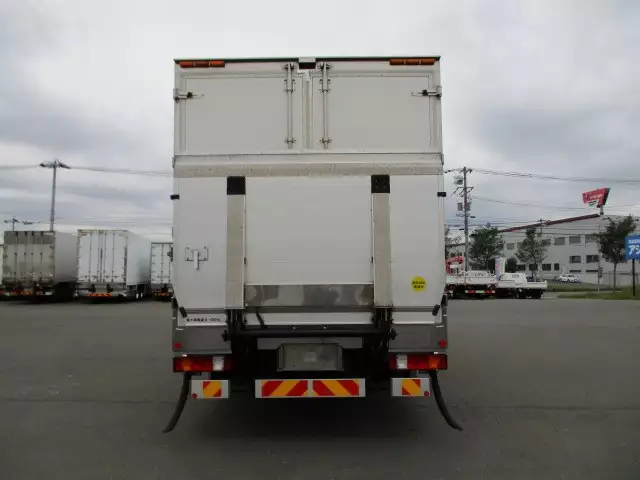 令和01年/平成31年02月中古増トン冷凍バン・ウィングいすゞフォワードの画像6