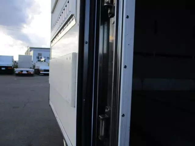 平成28年03月中古増トン冷凍バン・ウィングいすゞいすゞの画像26