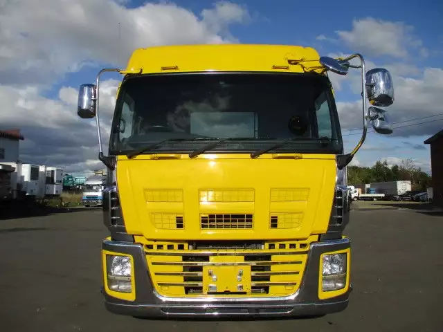 平成26年10月中古大型トラクタヘッドいすゞいすゞの画像2