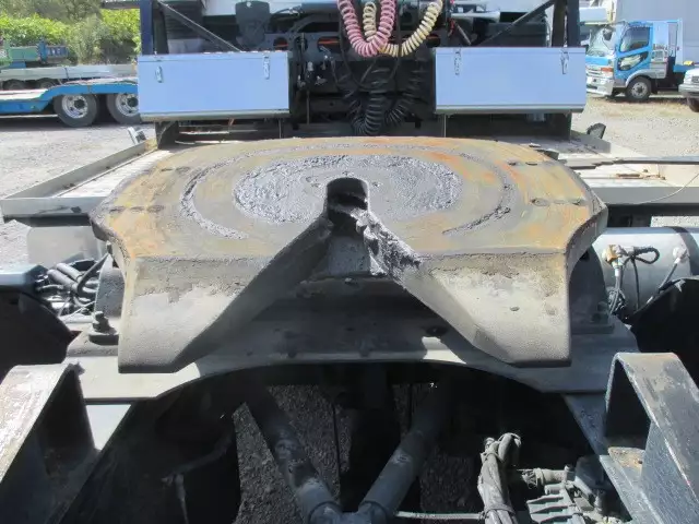 平成27年10月中古大型トラクタヘッド日産UDUDトラックスの画像12