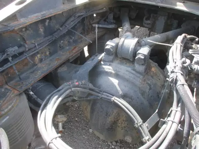 平成27年10月中古大型トラクタヘッド日産UDUDトラックスの画像13