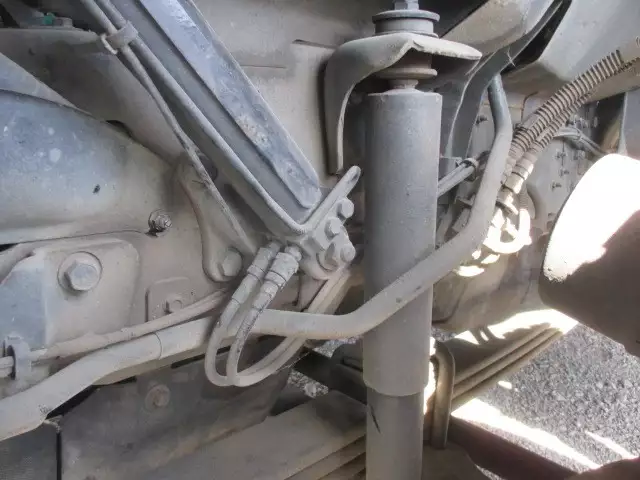 平成27年10月中古大型トラクタヘッド日産UDUDトラックスの画像24