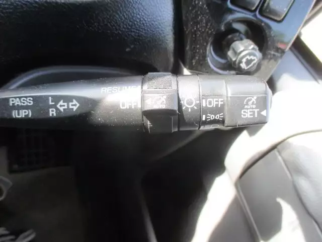 平成27年10月中古大型トラクタヘッド日産UDUDトラックスの画像38