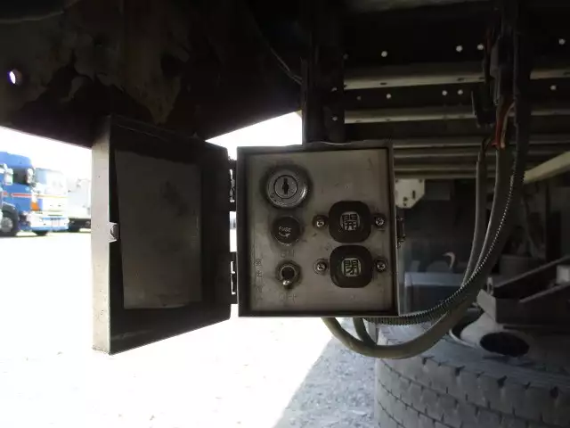 平成18年08月中古大型日産UDニッサンディーゼルの画像36