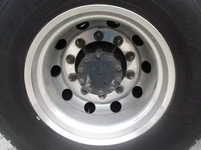 平成27年08月中古大型トラクタヘッド日産UDUDトラックスの画像12