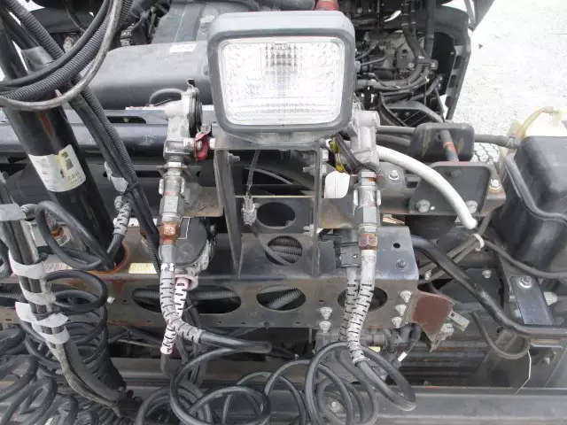 平成27年08月中古大型トラクタヘッド日産UDUDトラックスの画像32