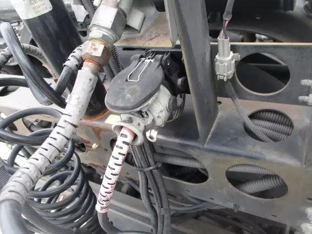 平成27年08月中古大型トラクタヘッド日産UDUDトラックスの画像34