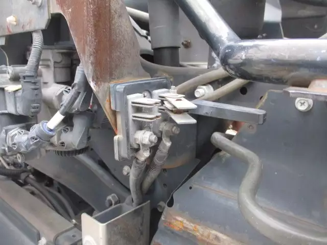 平成27年08月中古大型トラクタヘッド日産UDUDトラックスの画像37