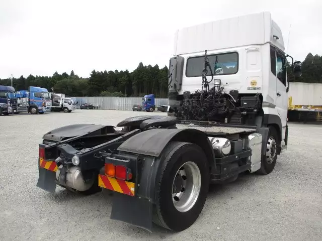 平成27年08月中古大型トラクタヘッド日産UDUDトラックスの画像5