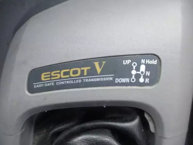 平成27年08月中古大型トラクタヘッド日産UDUDトラックスの画像43