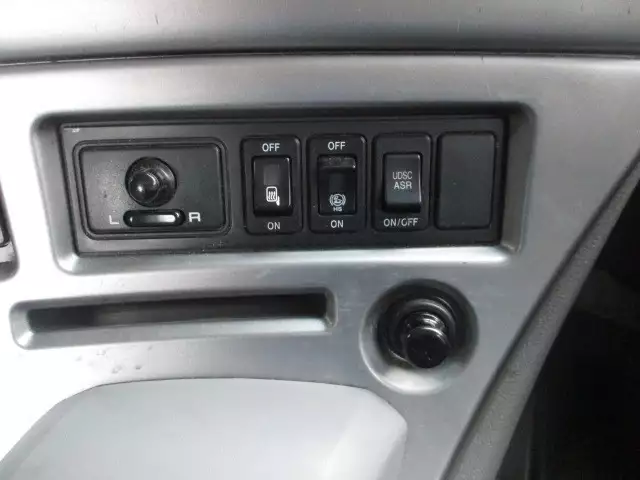 平成27年08月中古大型トラクタヘッド日産UDUDトラックスの画像49