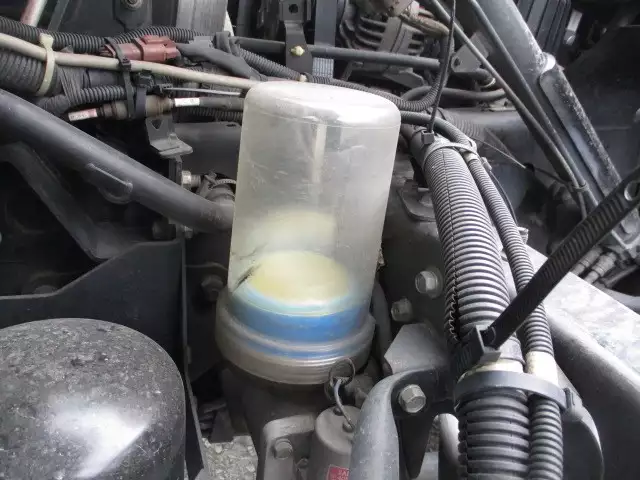 平成27年08月中古大型トラクタヘッド日産UDUDトラックスの画像60