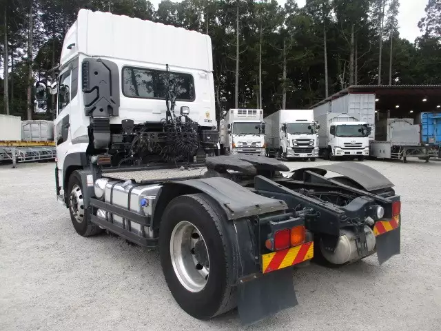 平成27年08月中古大型トラクタヘッド日産UDUDトラックスの画像7