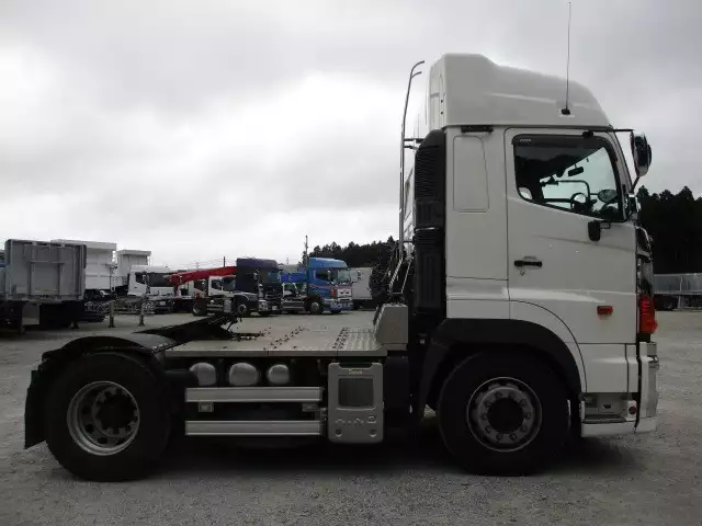 平成28年01月中古大型トラクタヘッド日野日野の画像4