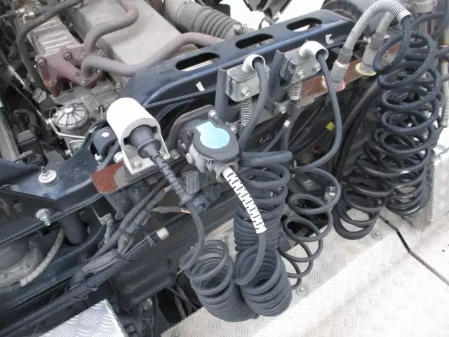 平成28年01月中古大型トラクタヘッド日野日野の画像35