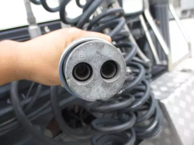 平成28年01月中古大型トラクタヘッド日野日野の画像38