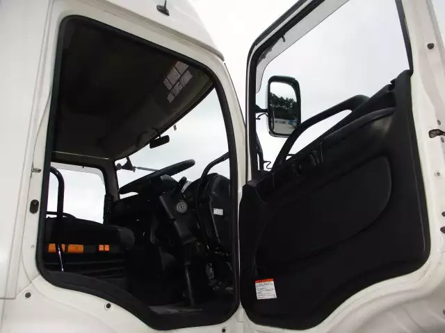 平成28年01月中古大型トラクタヘッド日野日野の画像40