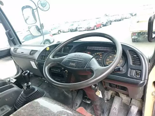 平成18年01月中古増トンいすゞフォワードの画像5