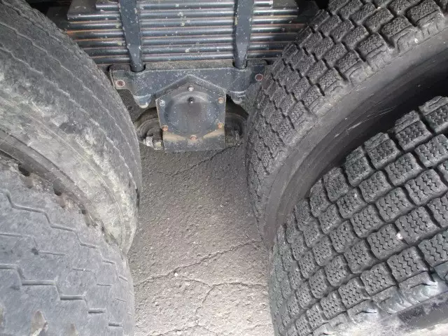 平成26年12月中古大型日産UDUDトラックスの画像39