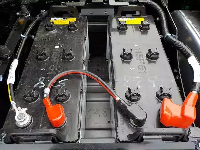 平成30年01月中古大型トラクタヘッド日野日野の画像19